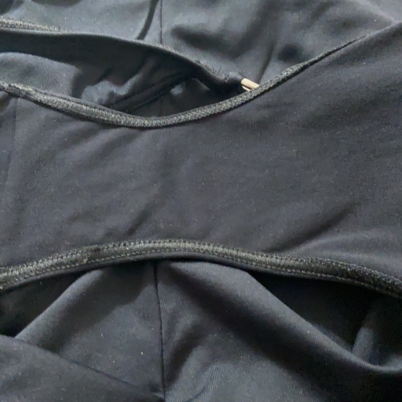 BCBG Maxazria - Picture 10 of 12